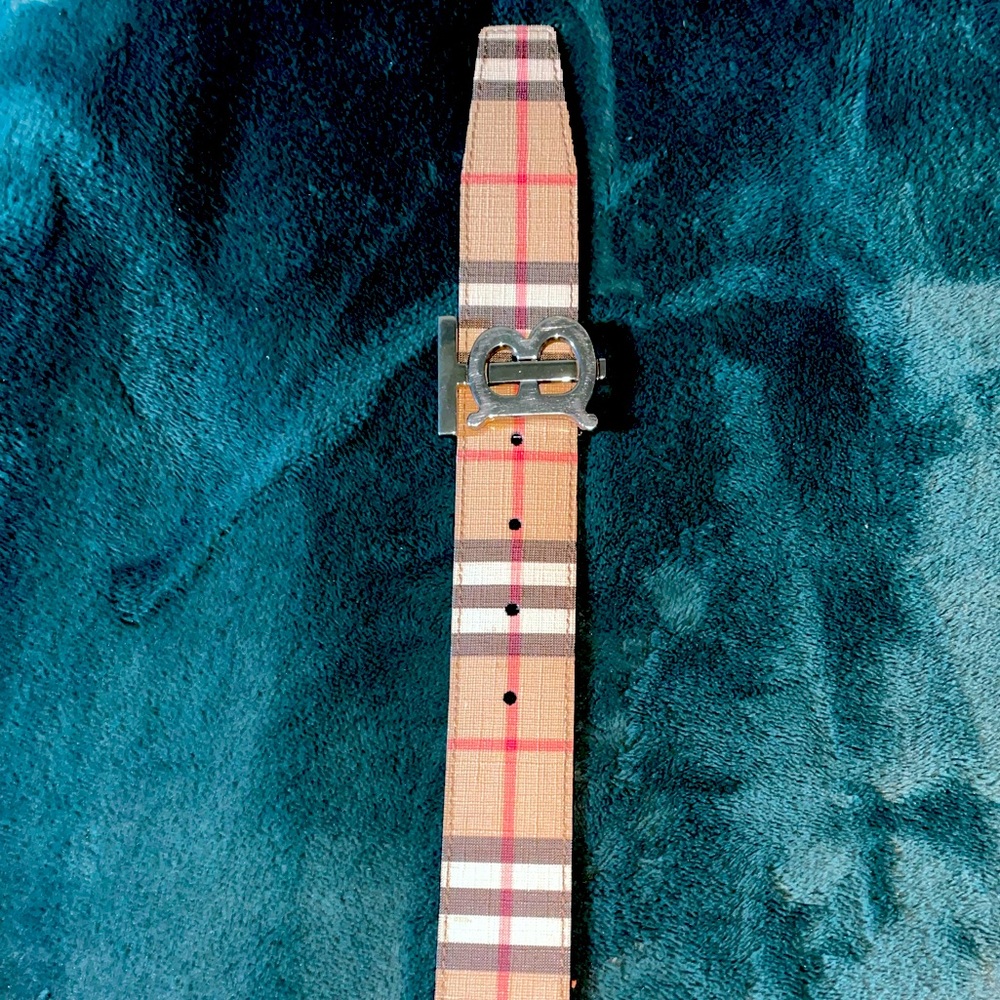 Burberry mens belt